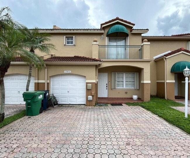 Primary Photo - 15852 SW 68th Terrace