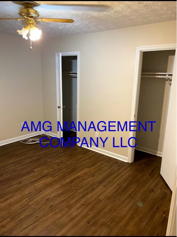 Building Photo - 207 Glendale Ct