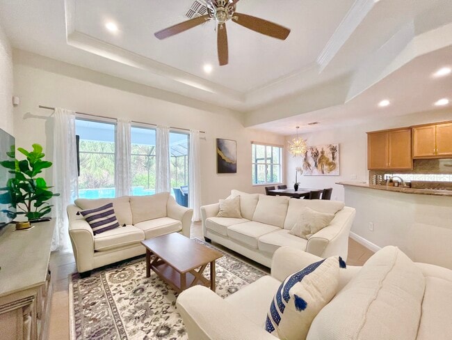 Building Photo - 12667 Biscayne Ct