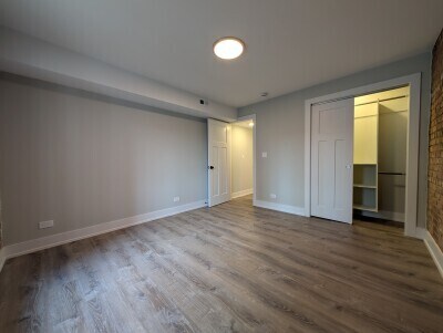 Building Photo - 1212 N La Salle Dr