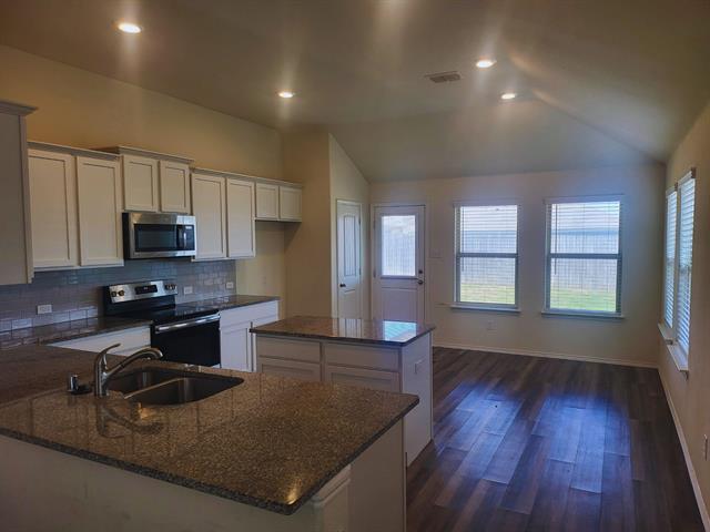 Building Photo - 5364 Brentlawn Dr