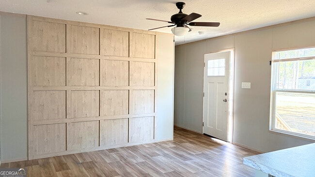 Building Photo - 68 Rockys Pl