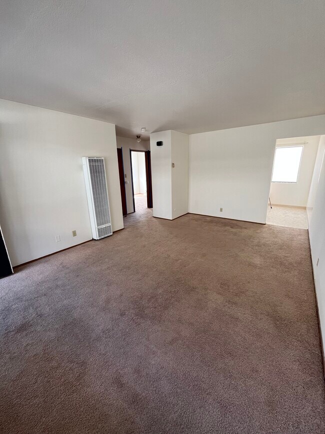 Building Photo - 1822 Francisco St