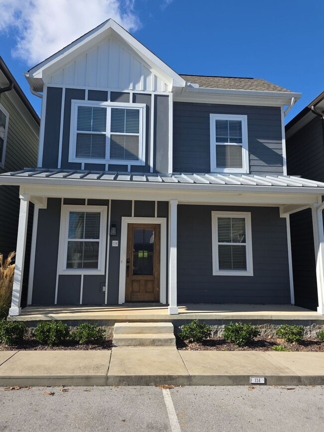 Building Photo - 4-Bedroom HOA Home with Pool Access Near Downtown Cookeville