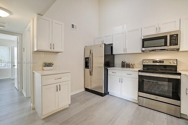 Building Photo - 6327 Chasewood Dr