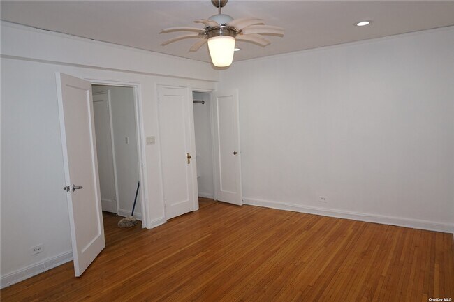 Building Photo - 7615 35th Ave