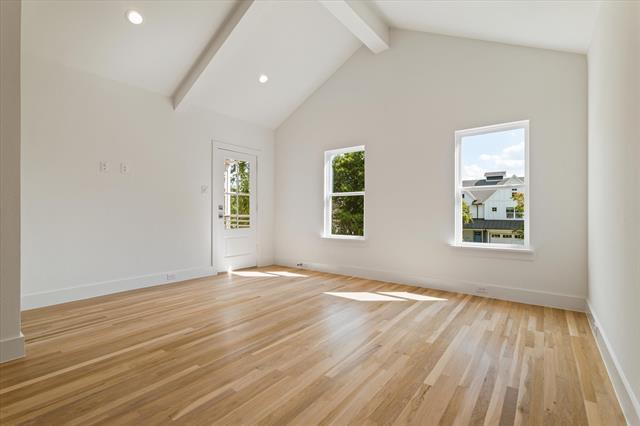 Building Photo - 6255 Belmont Ave