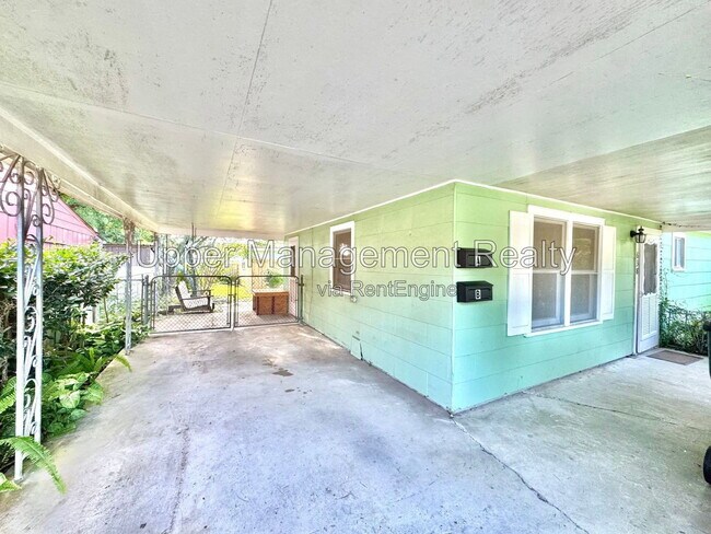 Building Photo - 638 Huntlee Dr