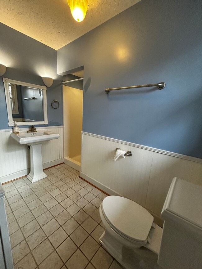 Building Photo - Single family home in Forest