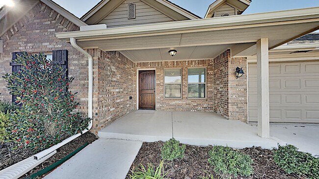 Building Photo - Nice 4 Bed 2 Bath Home in Piedmont Schools