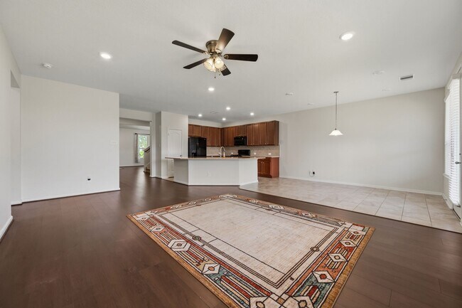 Building Photo - 20602 Pioneer Oak Ln