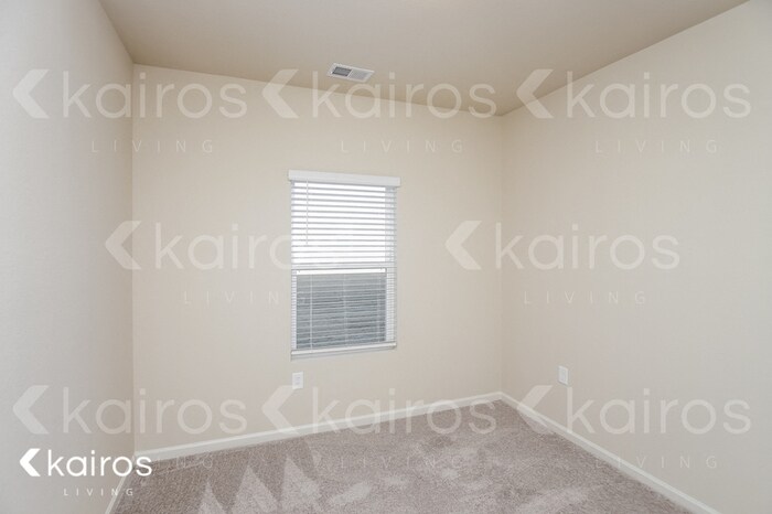 Building Photo - 18532 Wiregrass Dr