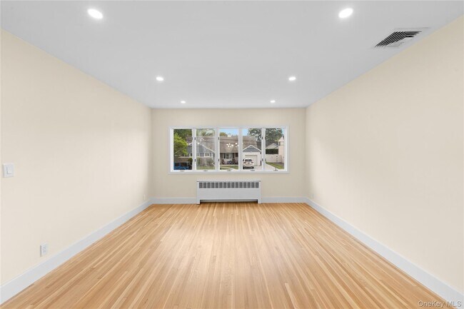 Building Photo - 31 Cail Dr