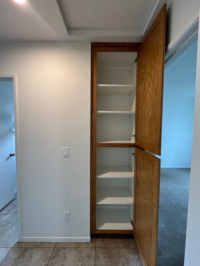 Building Photo - Perfect Home In A Cul De Sac ~ 3 Bedroom /...