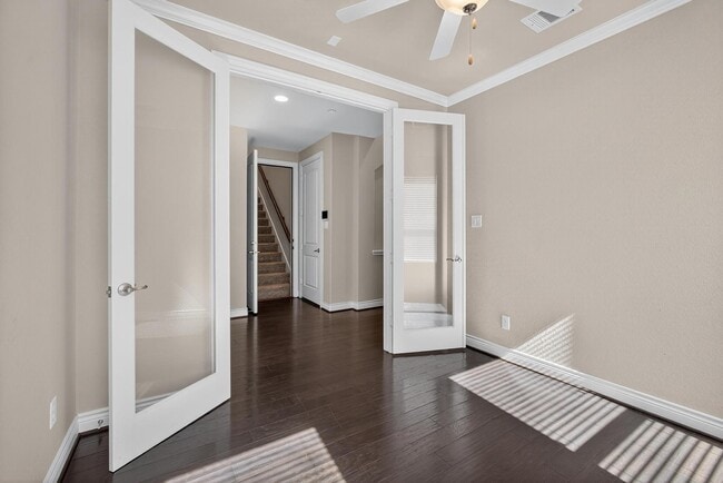 Building Photo - 15303 Westland Gate Dr
