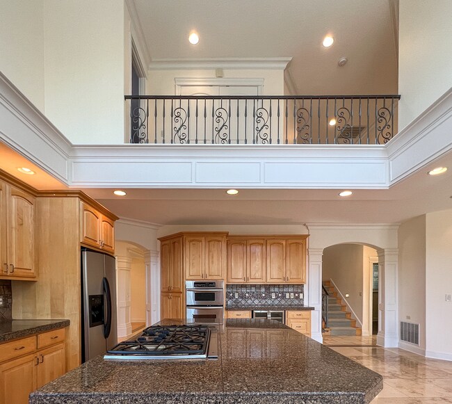 Building Photo - Bright & Beautiful Forest Heights Home with Gourmet Kitchen, Bonus Space & Private Cul-de-Sac Set...