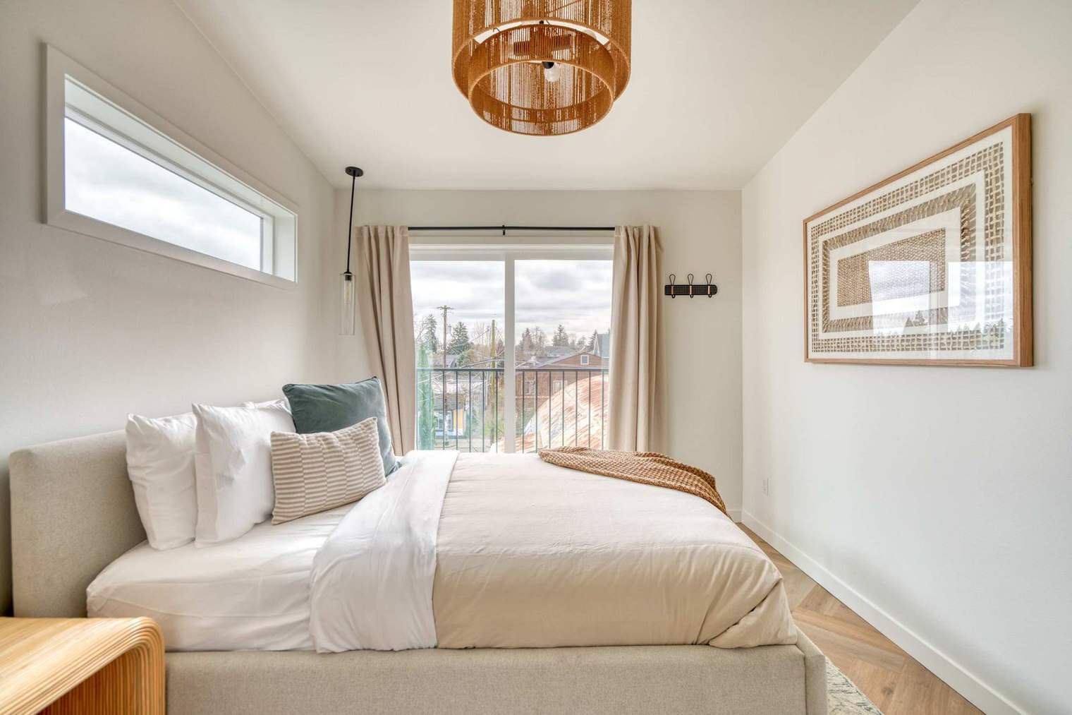 Building Photo - 5022 NE 26th Ave