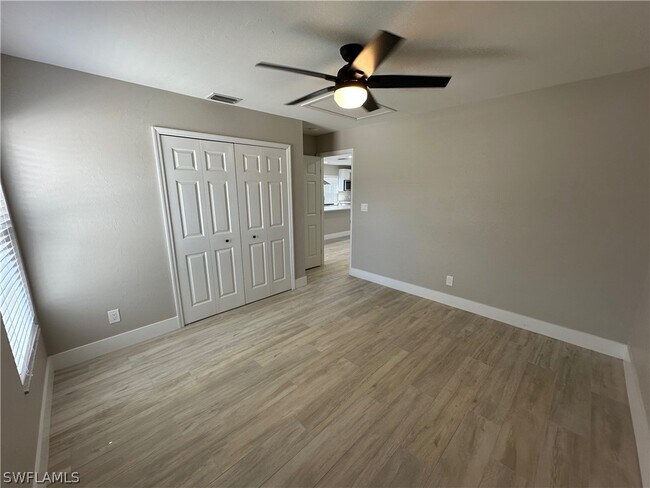 Building Photo - 9161 Seville Rd