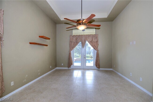 Building Photo - 522 SE 13th St