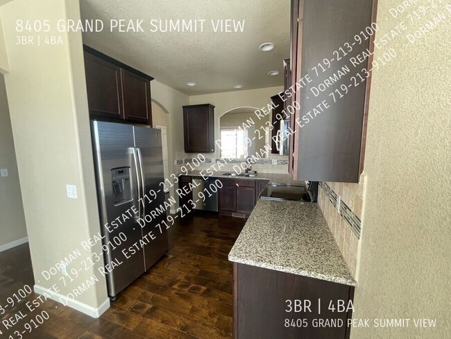 Building Photo - $500 OFF the first month of rent! Luxury t...