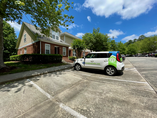 Building Photo - Highgate Townhomes