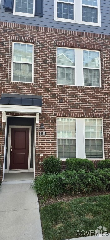 Building Photo - 8127 Wistar Creek Mews