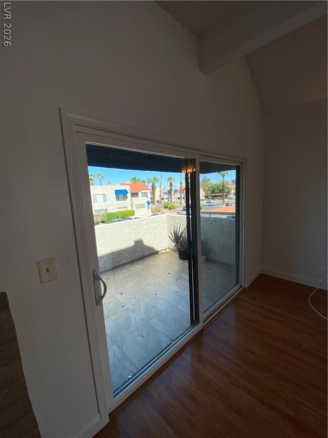 Building Photo - 4351 Gannet Cir