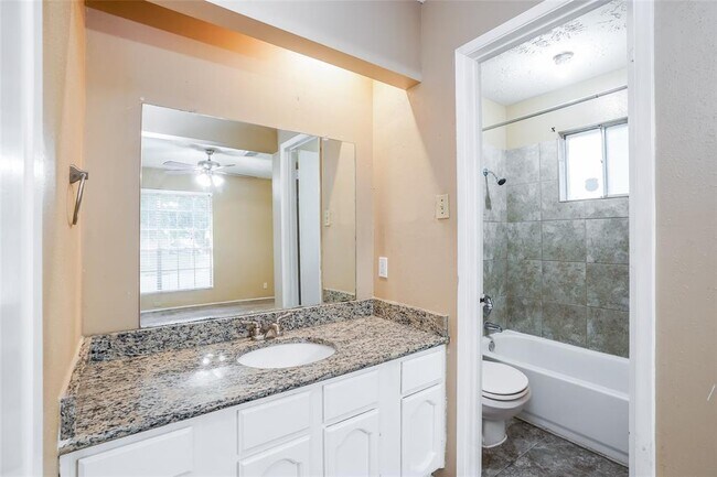 Building Photo - 4302 Stonehenge Trail