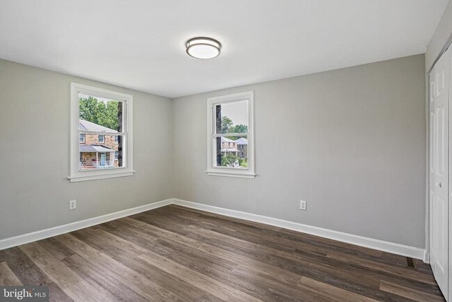 Building Photo - 5107 Laurel Ave