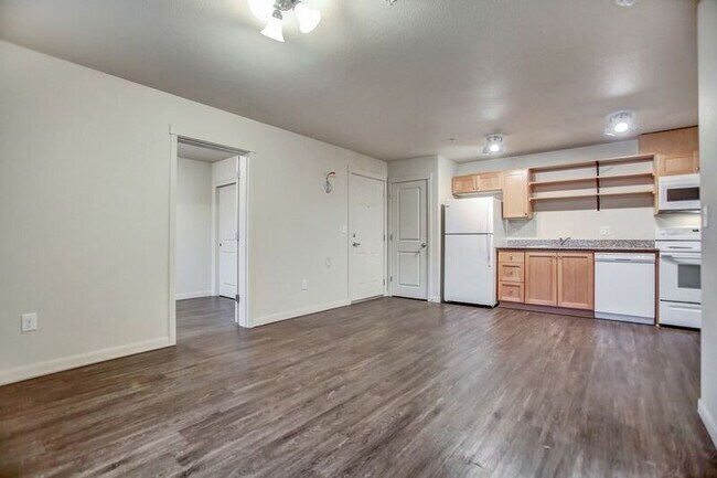 Building Photo - 245 SE 146th Ave