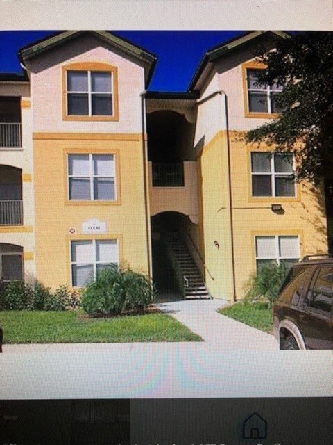 Building Photo - 11530 Villa Grand