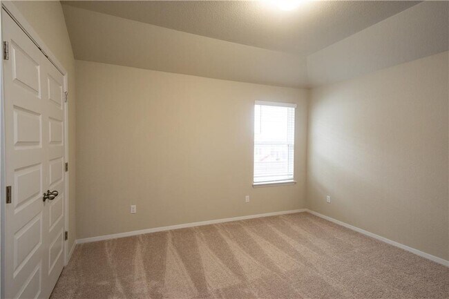 Building Photo - 159 Living Reef Dr
