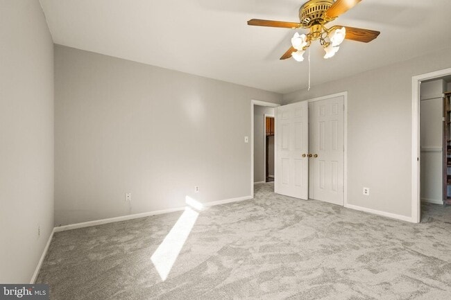 Building Photo - 318 Evergreen Mills Rd