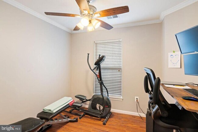 Building Photo - 26147 Lands End Dr