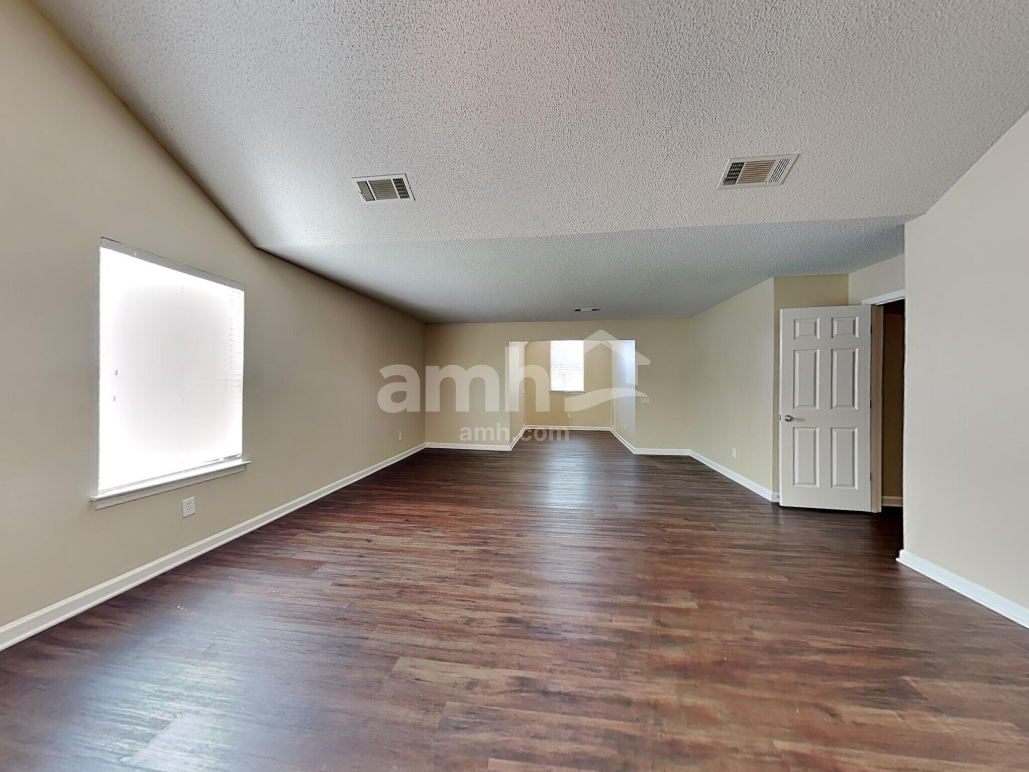 Building Photo - 4909 Lilly Stem Dr