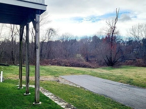 Building Photo - 9 Commodore Way