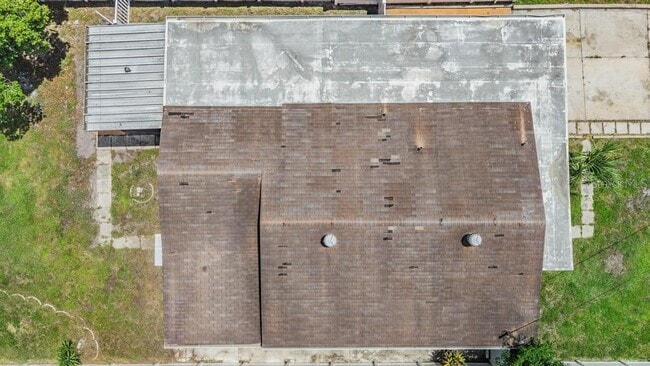 Building Photo - 2709 W Abdella St