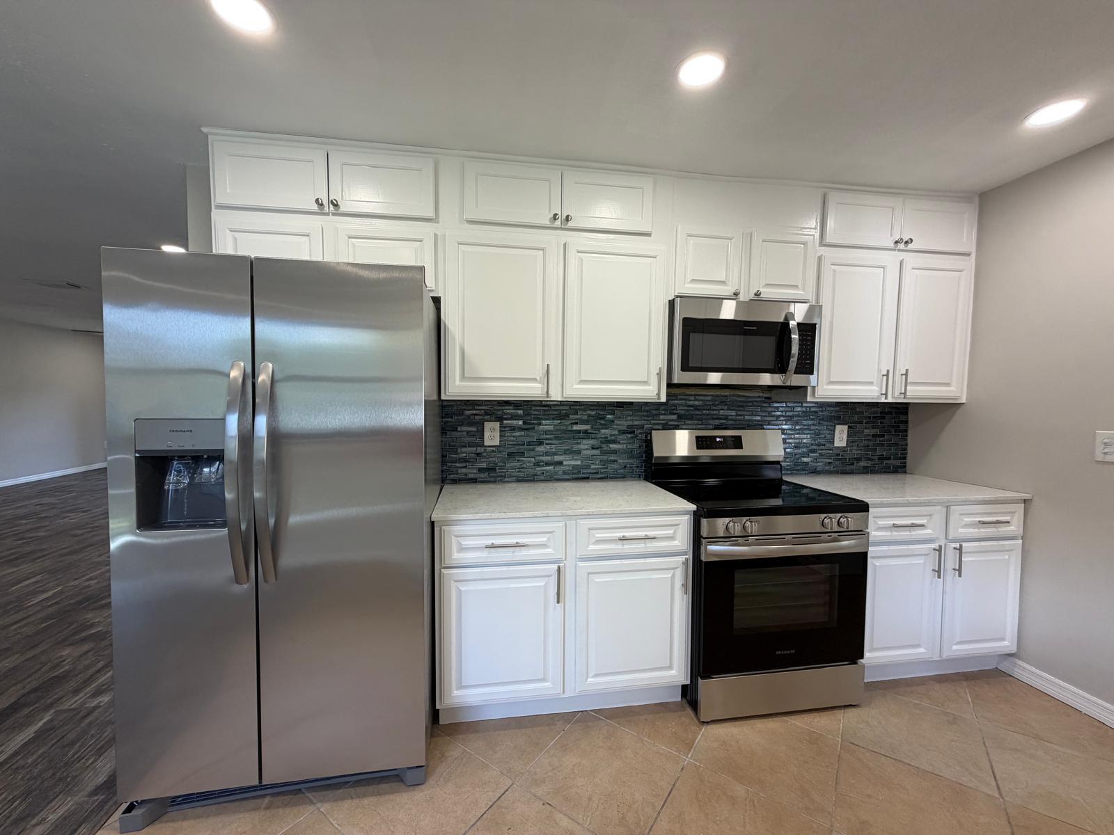 Building Photo - 575 Lake McCoy Dr