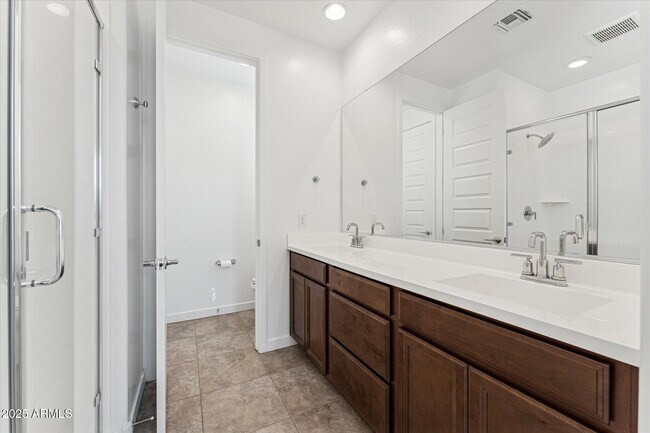 Building Photo - 8344 N 170th Ln