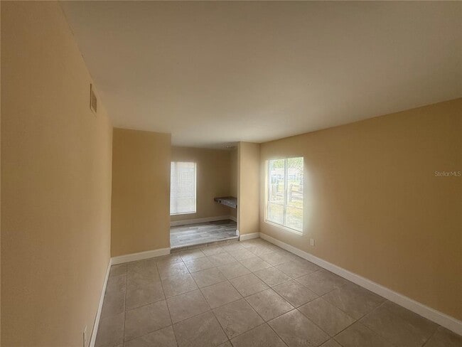 Building Photo - 7601 Paula Dr