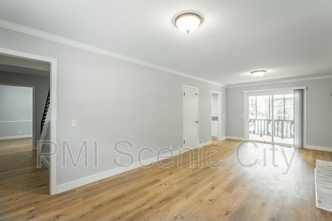 Building Photo - 508 Briar Park Ln