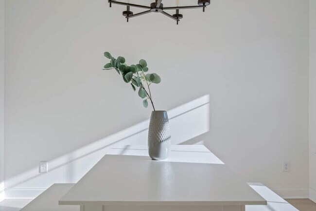 Building Photo - 3319 Old Hickory Blvd