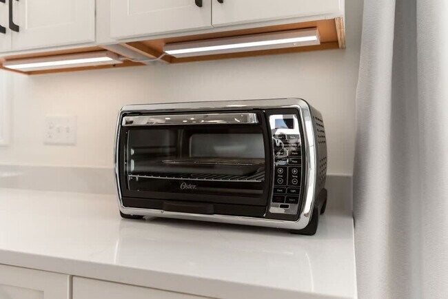 Building Photo - 74 Island Path