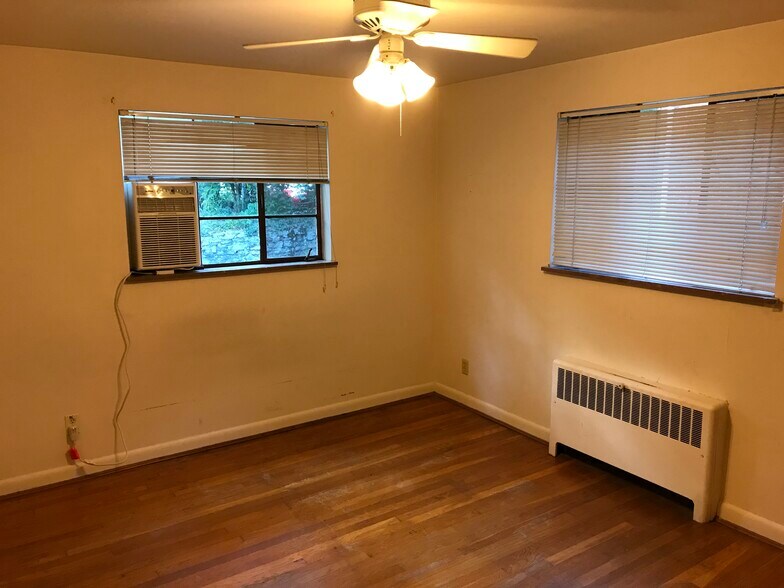 Building Photo - 6087 Dryden Ave