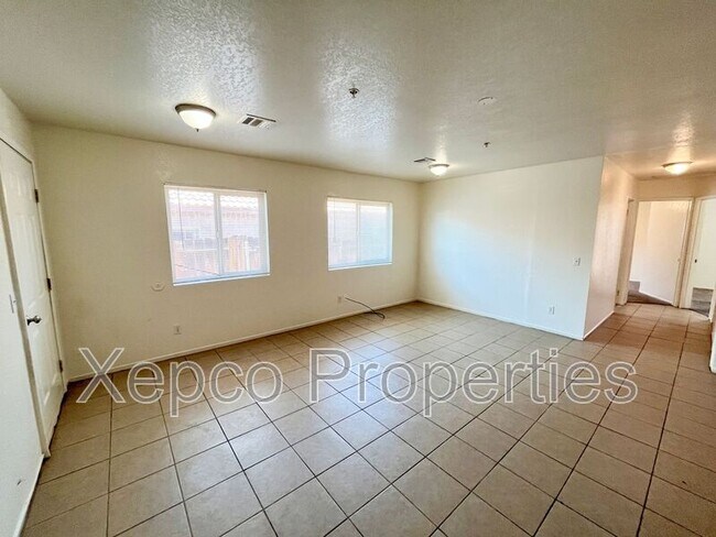 Building Photo - 13615 Verbena Dr