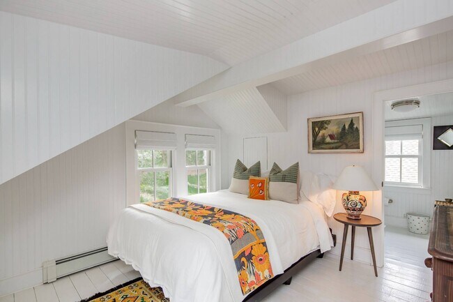 Building Photo - 21 Rawson Rd