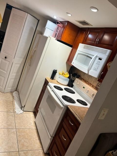 Building Photo - 500 NE 2nd St