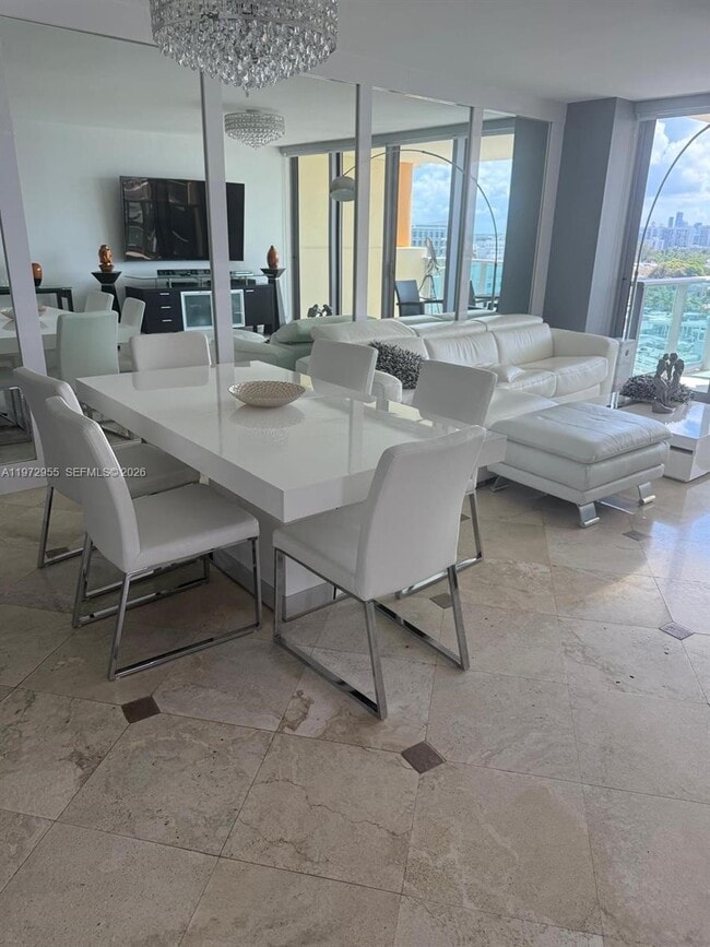 Building Photo - 1455 Ocean Dr