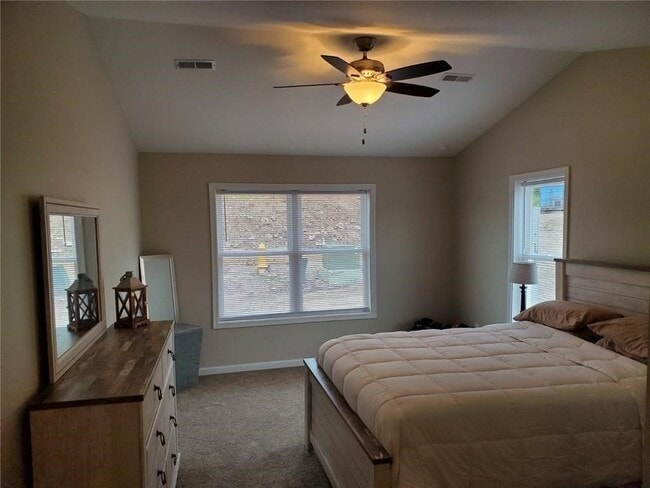 Building Photo - 170 Heartwood Ln
