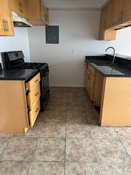 Building Photo - 10030 Alondra Blvd